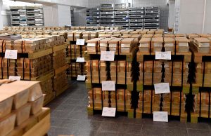 Gold Storage Options: Choosing The Right Solution For Your Investment